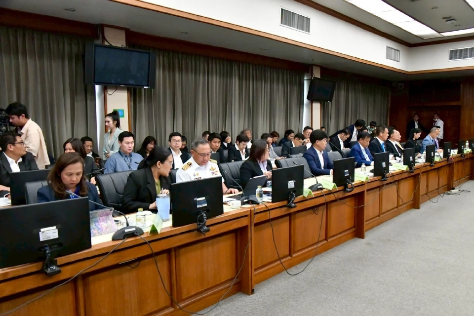 “สุริยะ” ตั้งเป้า 100% ก.ย.นี้ เบิกจ่ายงบลงทุนปี 68 แตะ 1.27 แสนล้าน