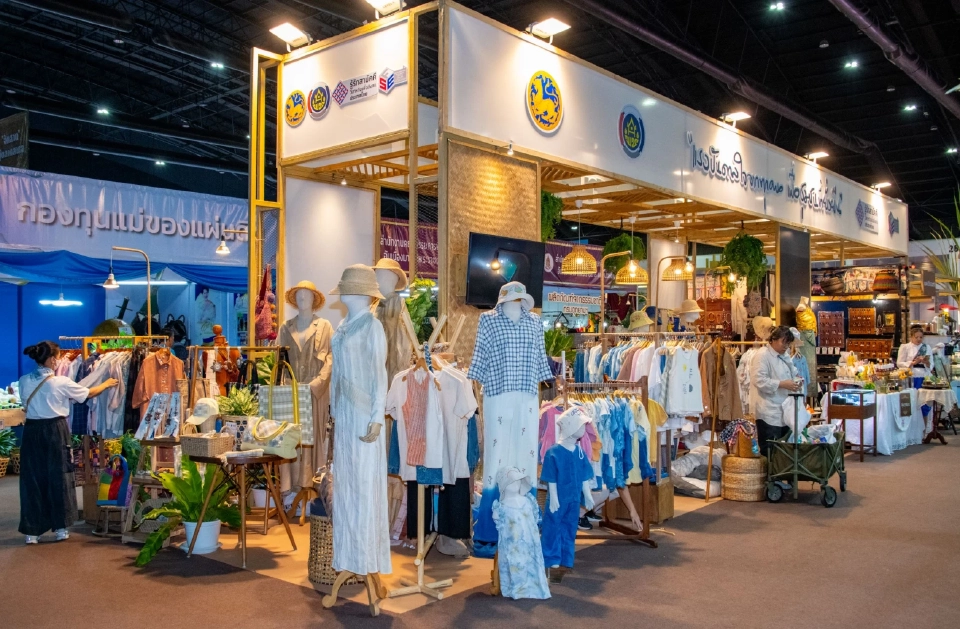 ไทยเบฟ ร่วมงาน “ศิลปาชีพประทีปไทย OTOP ก้าวไกลด้วยพระบารมี 2568” หนุนเศรษฐกิจฐานราก