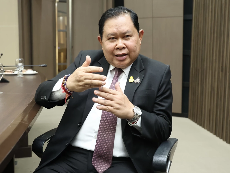 ไชยา พรหมา ส.ส.หนองบัวลำภู