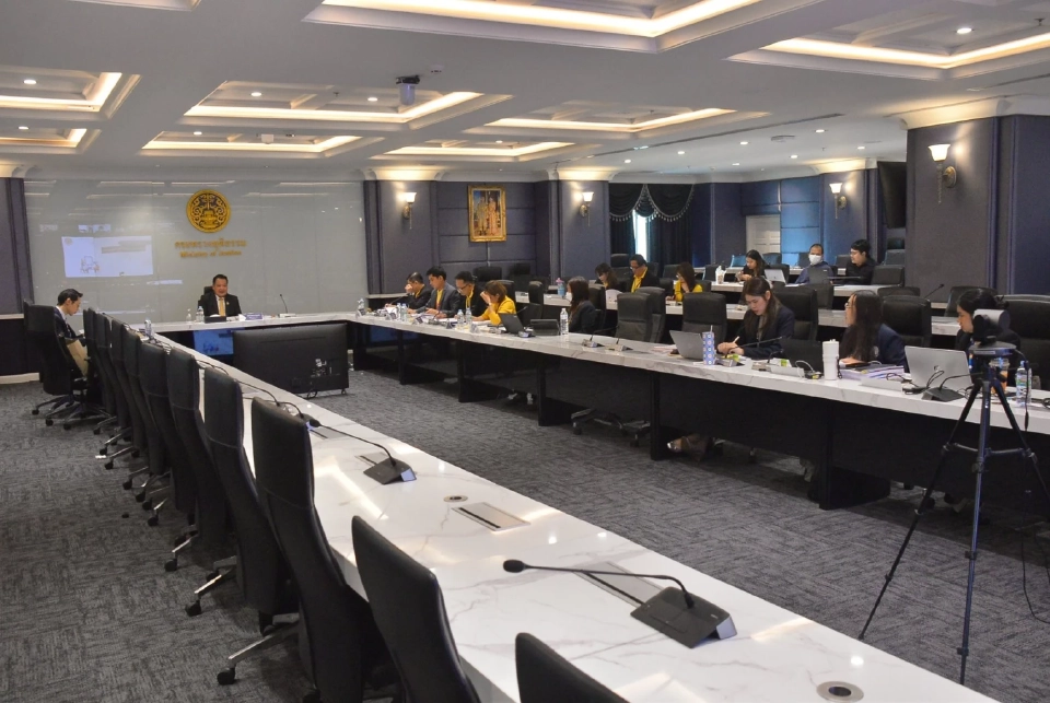 "ทวี สอดส่อง รมว.ยุติธรรม' ประชุมคณะกรรมการกองทุนยุติธรรม ครั้งที่ 4/2568