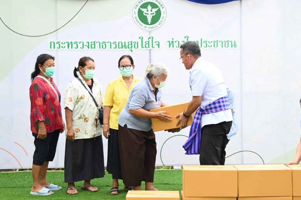 สมศักดิ์ ลงพื้นที่สระแก้ว เตือนปชช. อย่ารีบกลับบ้านรอฟังภาครัฐ 