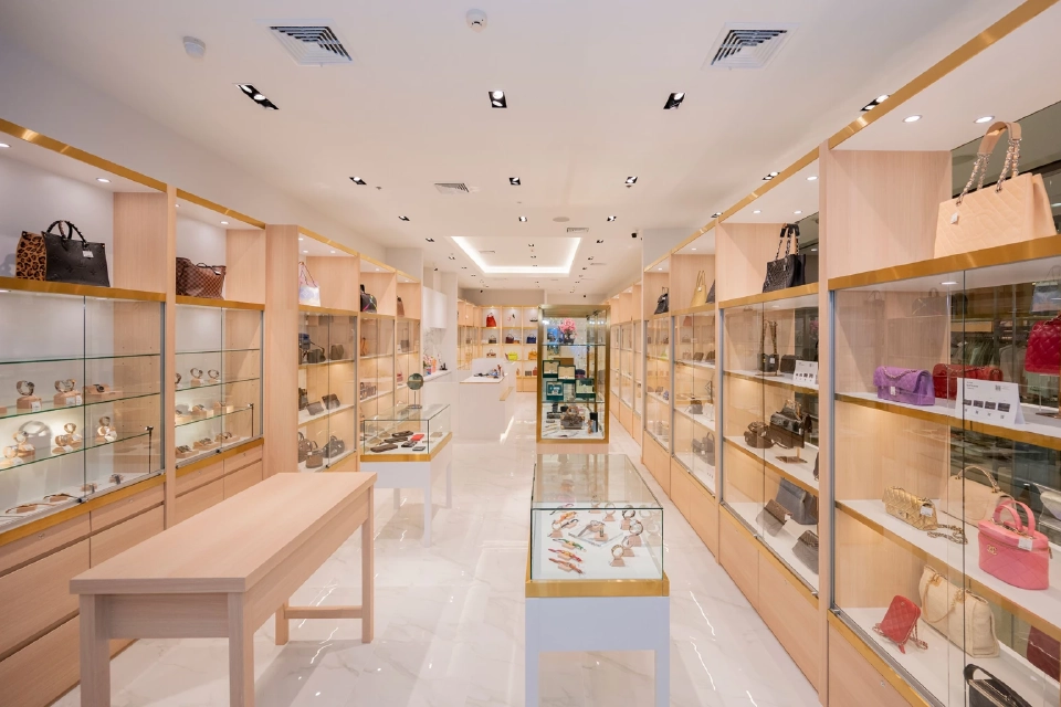 ตลาดแบรนด์เนมมือสองบูม โคเมเฮียว ปักหมุดทำเลทอง เปิดสาขาที่ 7 ในไทย