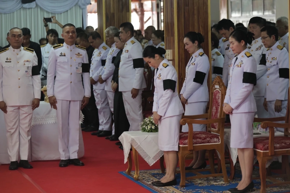 ‘นฤมล’ นำทีมกระทรวงศึกษา ส่งดวงวิญญาณเหยื่อชายแดนไทย-กัมพูชา