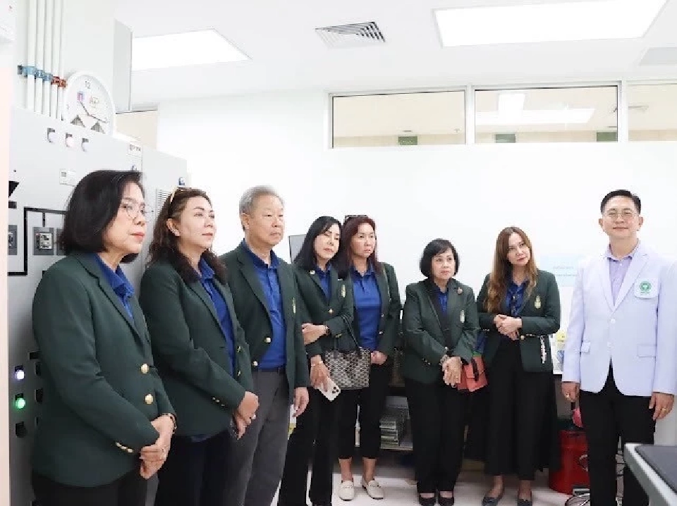 ชมรม ปศส. ปันน้ำใจมอบเงินและเวชภัณฑ์ 320,000 บาท ช่วย รพ.น่าน