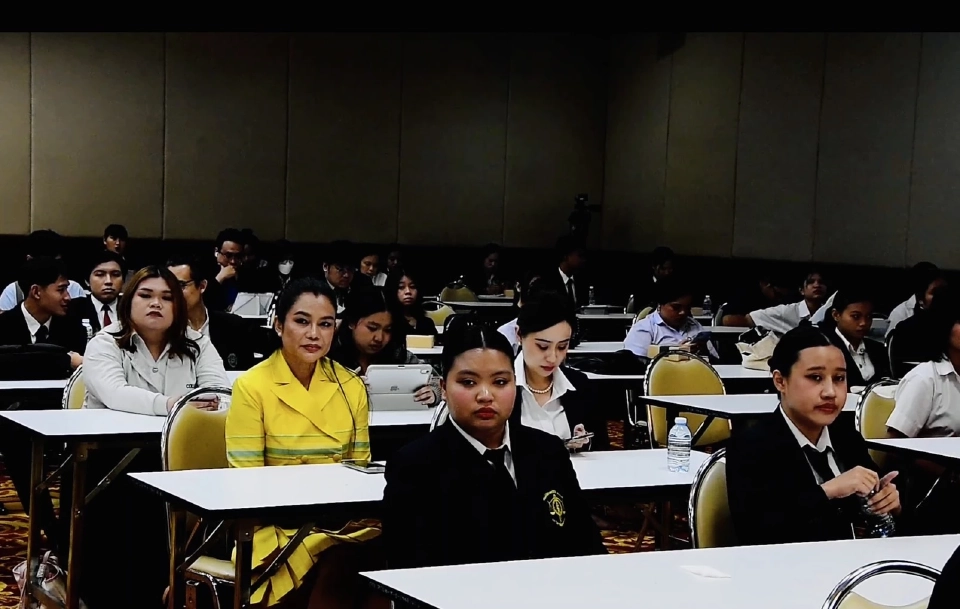 แข่งขันกล่าวสุนทรพจน์วันรพี 2568 ชิงโล่และทุน 500,000 บาท!