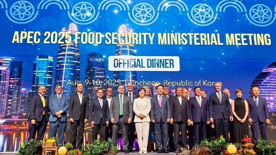 กษ. โชว์วิสัยทัศน์ APEC 2025 ชู นวัตกรรม-AI หัวใจขับเคลื่อนเกษตรไทย