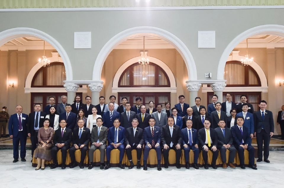 รัฐบาลชิงจังหวะดึงความเชื่อมั่น 31 บิ๊กธุรกิจ 5 แสนล้าน ลงทุนไทย