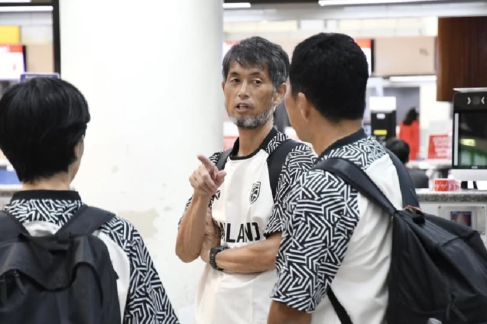 “ฟูโตชิ อิเคดะ” หัวหน้าผู้ฝึกสอนฟุตบอลหญิงทีมชาติไทย 