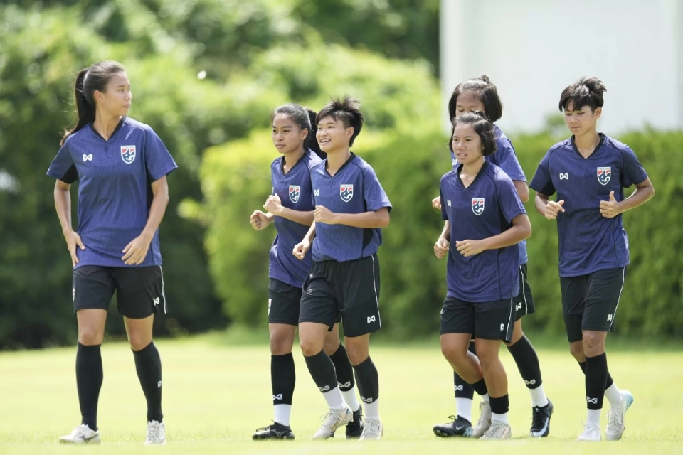 ดูบอลสด ฟุตบอลหญิงทีมชาติไทยลุยศึกชิงแชมป์อาเซียน 2025