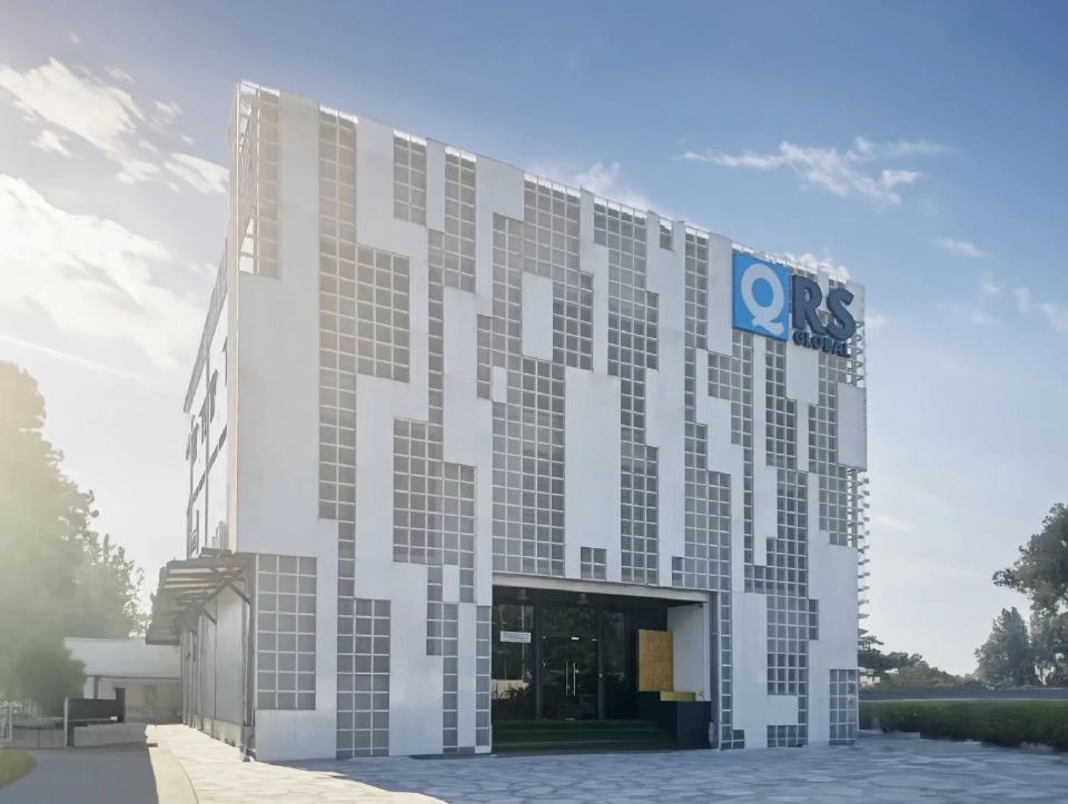 QRS Global Gala เฉลิมฉลองความสำเร็จ ตอกย้ำจุดยืน Trustable, Powerful, Professional