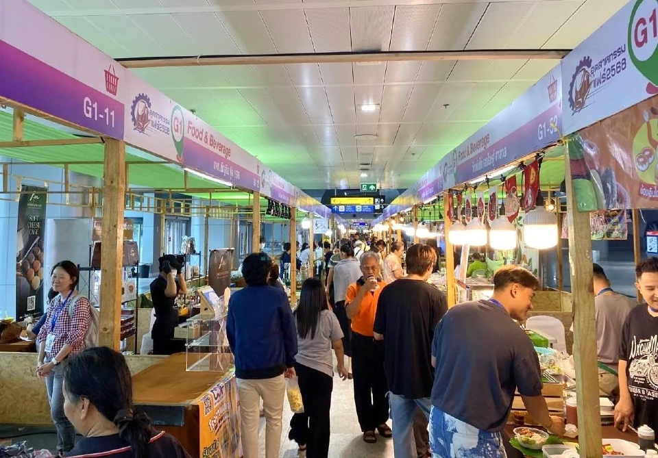 กระทรวงอุตฯปั๊มเศรษฐกิจ 300 ล้าน ดันสินค้าไทยเสิร์ฟใจกลางขนส่ง