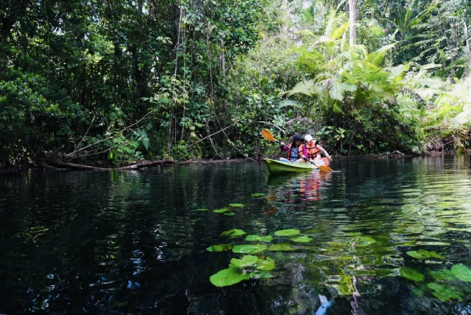 เปิดพิกัด เที่ยวกระบี่ ท่องอ่าวพังงา ตามรอย “Jurassic World”