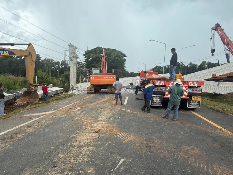 กรมทางหลวง เร่งเคลียร์พื้นที่คานสะพานลอยร่วงจันทบุรี