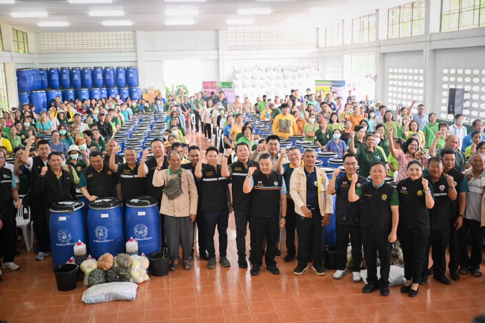 ช่วยชาวตากสู้ภัยแล้ง 'กรมพัฒนาที่ดิน' แจกปัจจัยผลิตเพิ่มผลผลิต