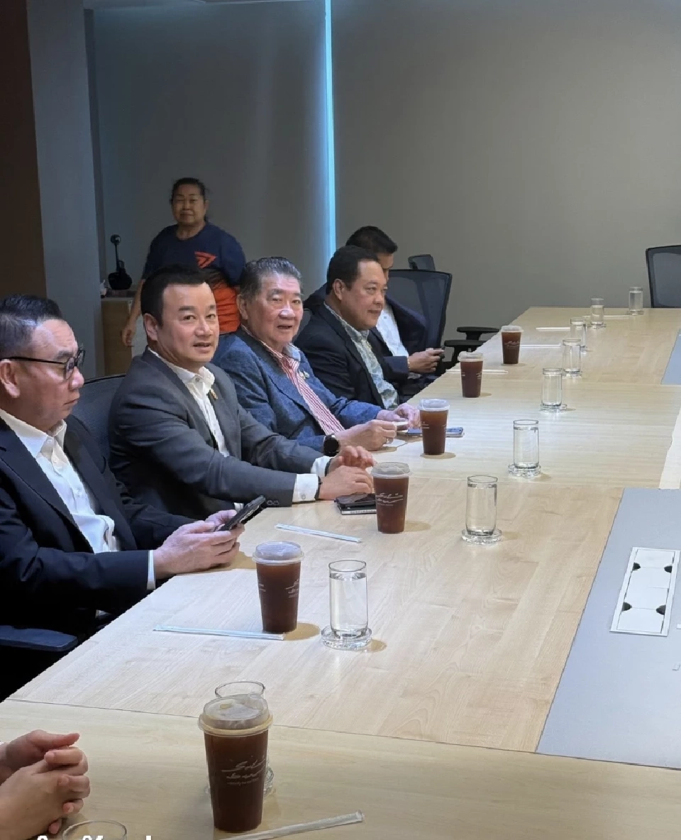 เริ่มแล้ว! ภูมิธรรมนำทีมเพื่อไทยเจรจา “ประชาชน” ปิดดีลโหวตนายกฯ