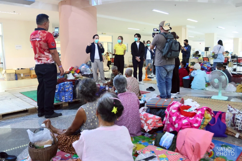 “เนชั่นกรุ๊ป”เปิดโรงครัว 3 จังหวัดช่วยผู้ประสบภัยชายแดนไทย-กัมพูชา