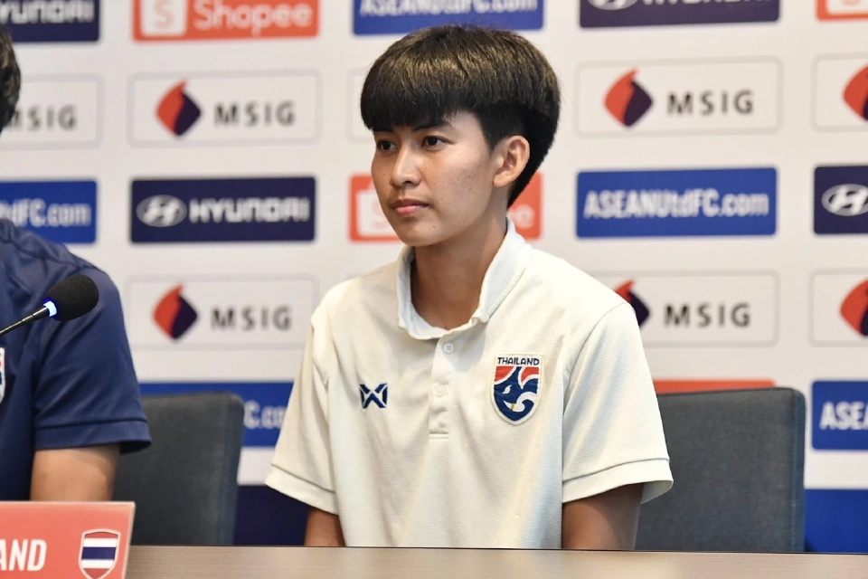 “ชัชวัลย์ รอดทอง”