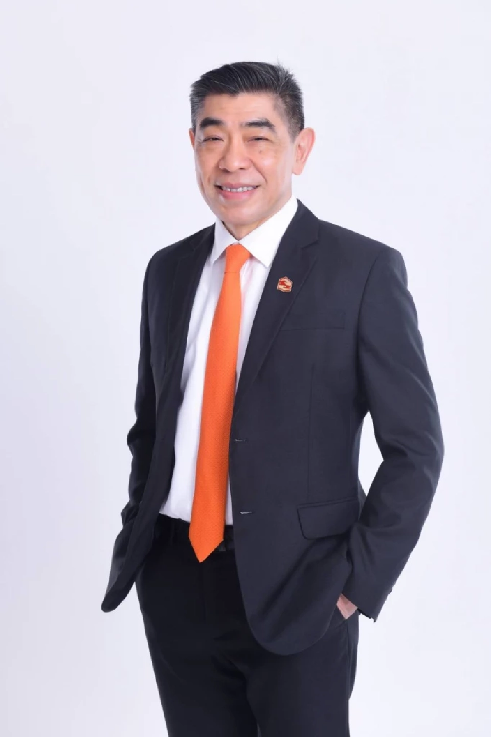 กมลภพ วีระพละ