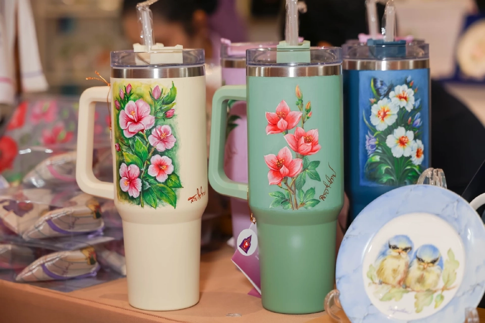 มูลนิธิสายใจไทย จัดงานใหญ่ครบ 50 ปี ชูผลิตภัณฑ์งานฝีมือจากสมาชิก