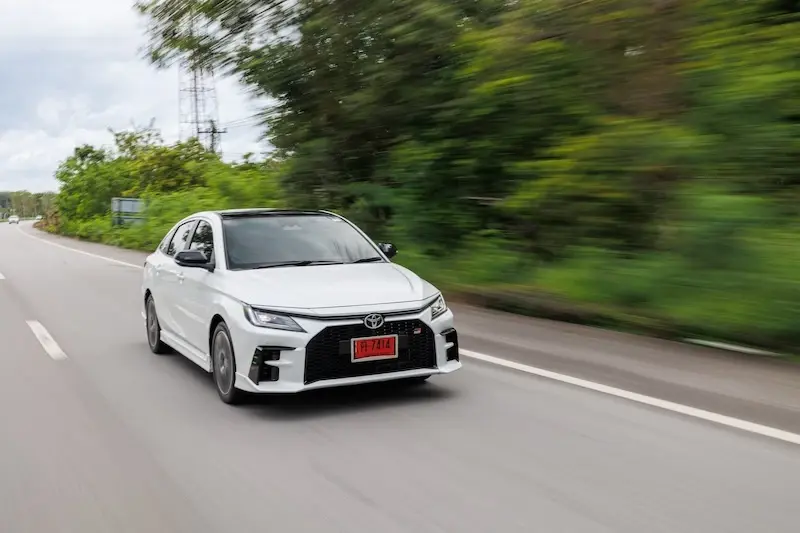 รีวิว Toyota Yaris Ativ HEV GR Sport 