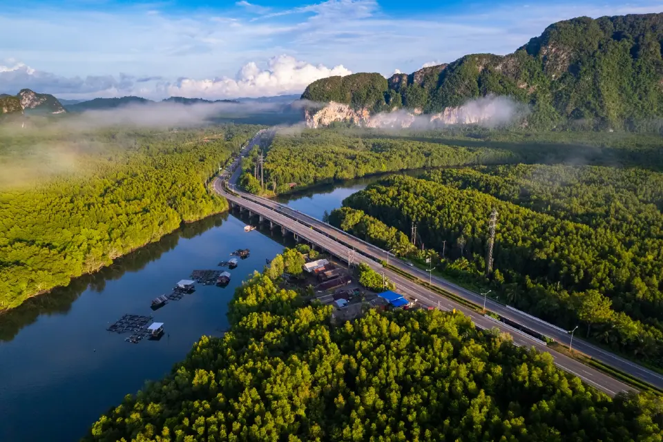 เช็กพิกัด ‘ทางหลวง’ เปิดจุดชมวิว ‘ถนนหมายเลข 4311 พังงา-ทับปุด’ จ.พังงา