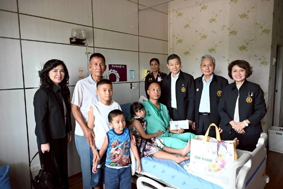 ป่อเต็กตึ๊งส่งน้ำใจ 3.89 ล้าน ช่วยทหาร-ประชาชน ชายแดนไทย–กัมพูชา