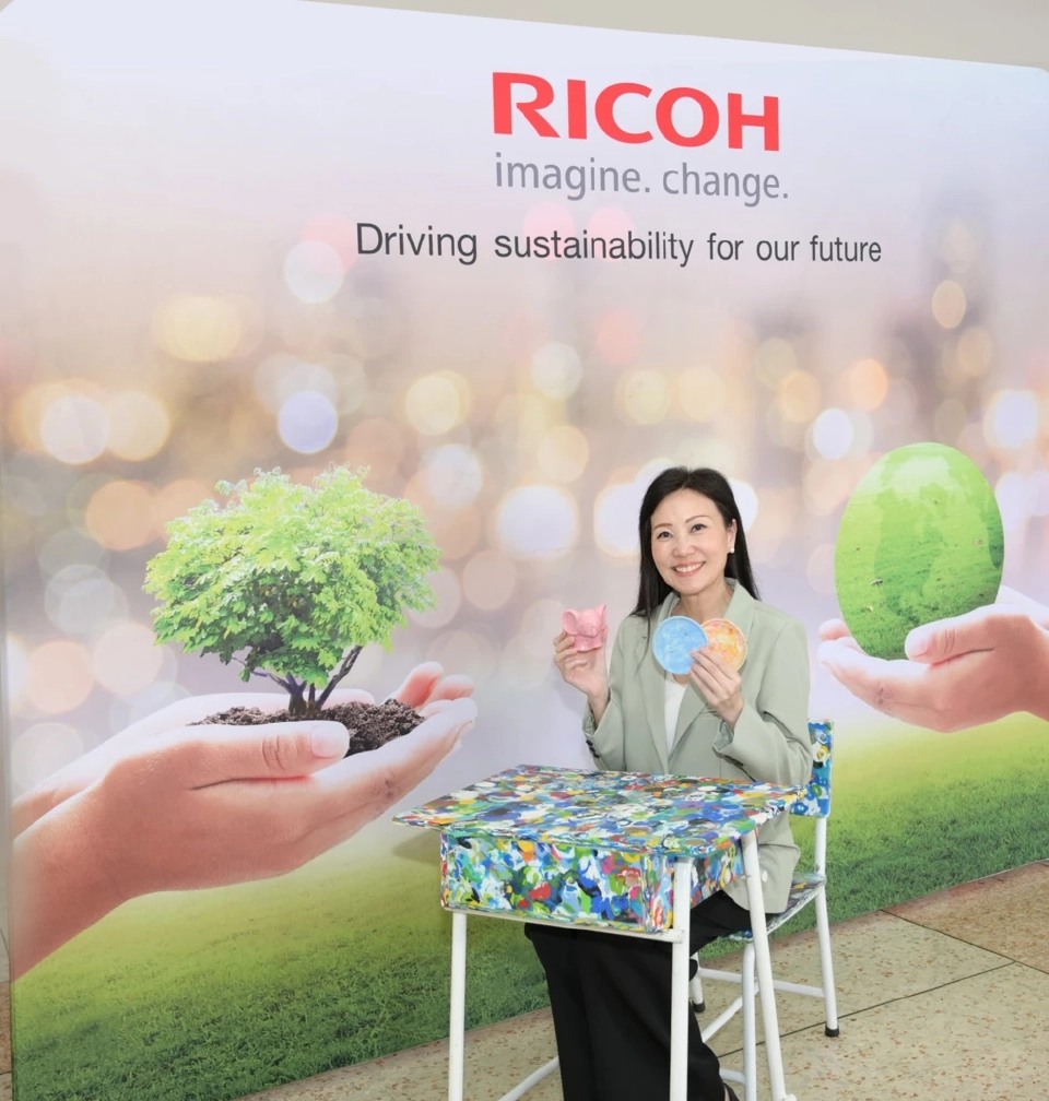 ริโก้ฯ ปั้นเยาวชนรักษ์โลก ปีที่ 16 เปลี่ยนตลับหมึกเป็นม้านั่ง!