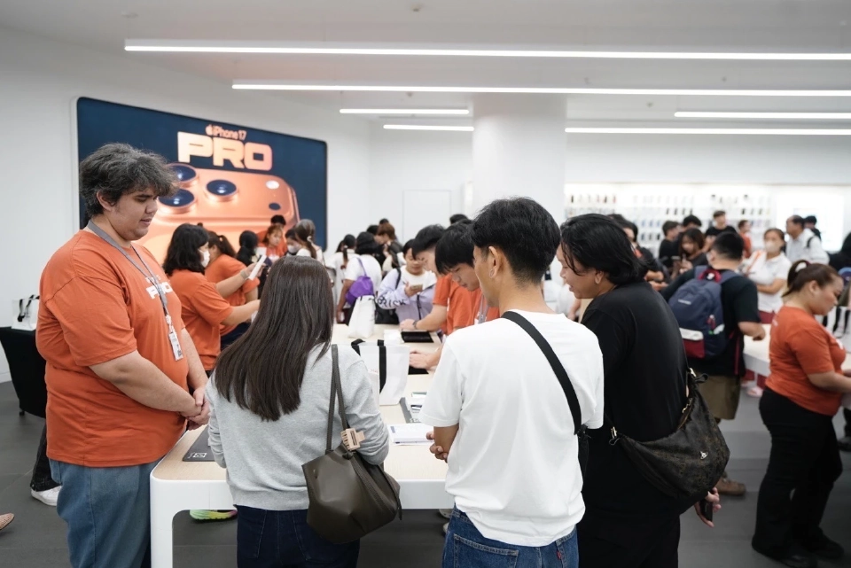 COM7 เผยเปิดขาย iPhone 17 วันแรกคึกคัก ระบุยอดจองทุบสถิติสูงสุด