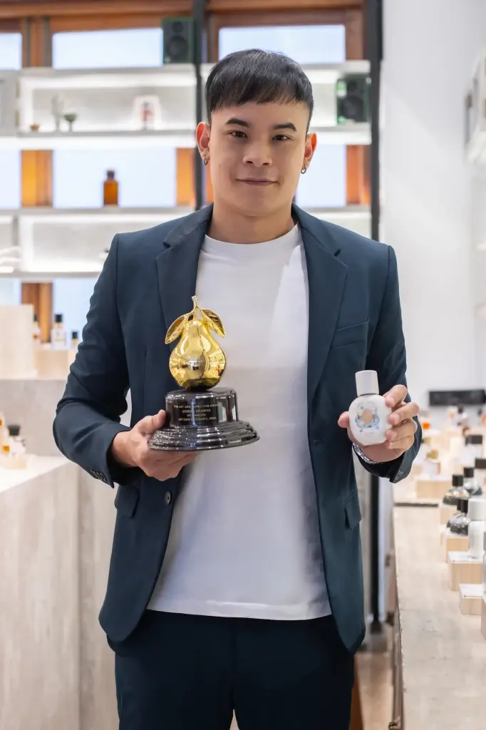 นายณัท เวชชศาสตร์