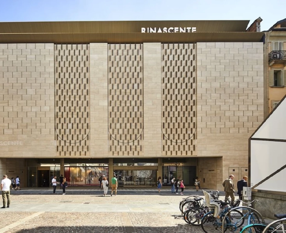 CRC แจง 'กลุ่มเซ็นทรัล' เสนอซื้อกิจการ 'รีนาเชนเต' 9.3 พันล้านบาท ชงผู้ถือหุ้นโหวต 6 พ.ย. นี้