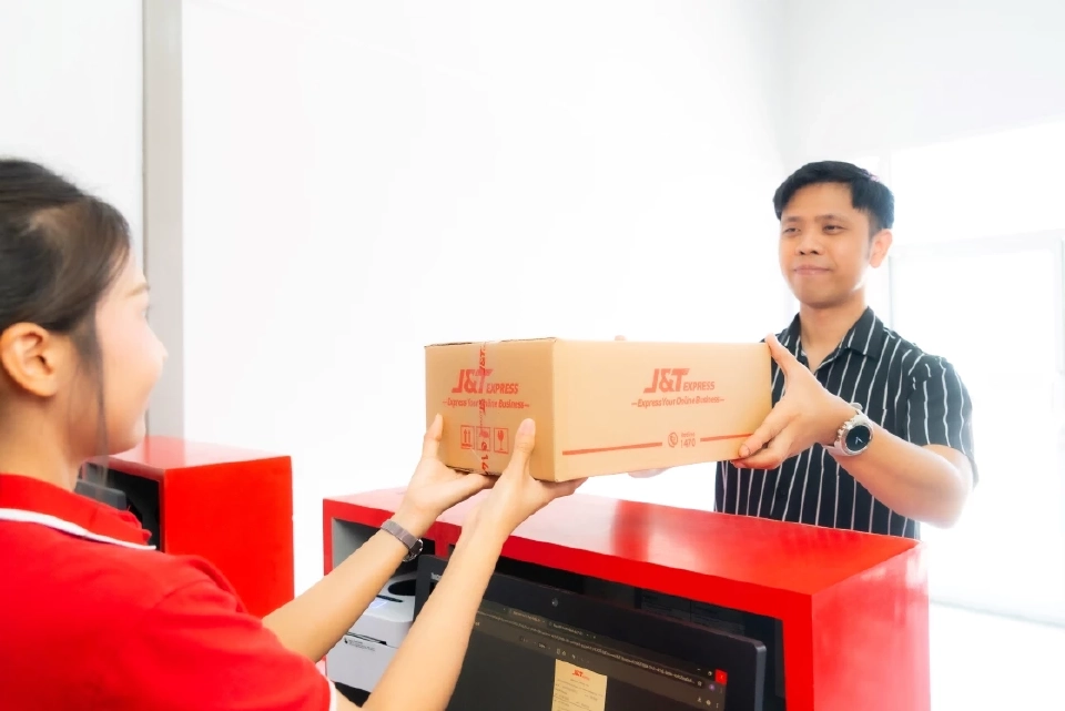 J&T ฮึดสู้สงครามส่งด่วน ขยายพันธมิตร สร้างเครือข่าย Drop Point