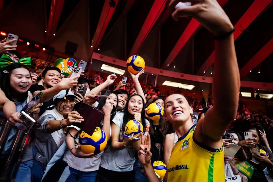 ถ่ายทอดสดวอลเลย์บอลหญิงชิงแชมป์โลกวันนี้ 'อิตาลี vs บราซิล' ชิงตั๋วรอบชิงฯ