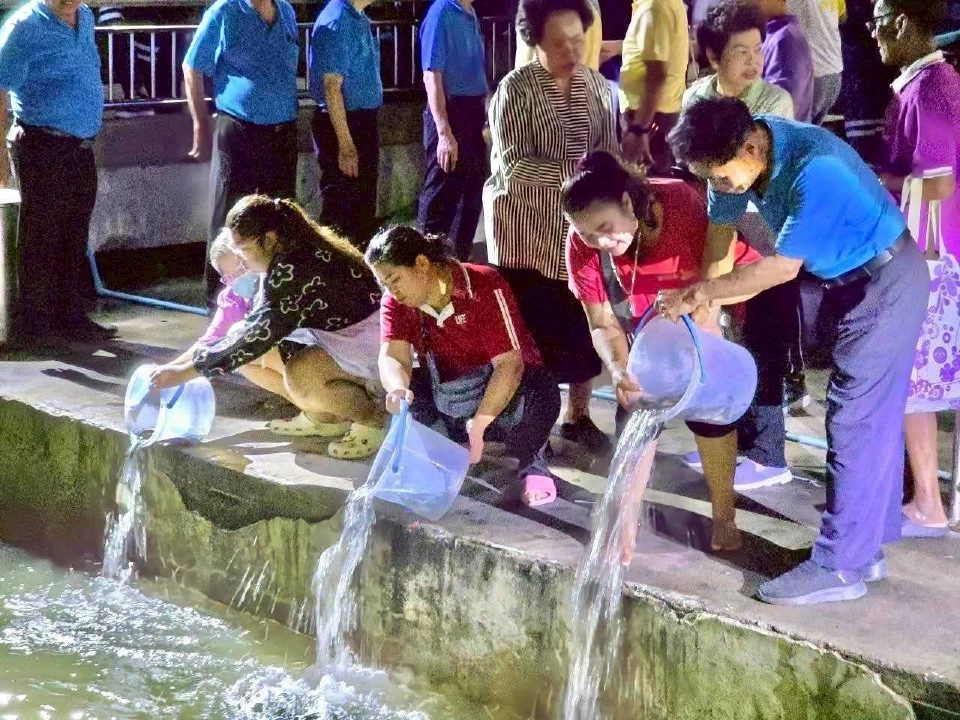 กรมประมง-ซีพีเอฟใช้วิถีธรรมชาติปล่อย “ปลานักล่า” ลดปลาหมอคางดำ