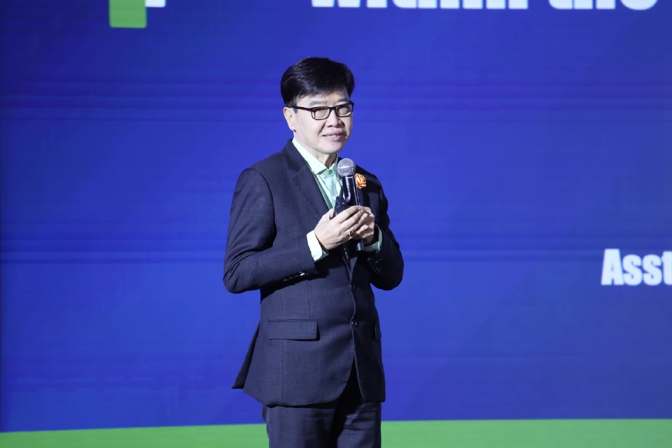 'ดร.ธีรพันธ์'ชี้ ธ.ก.ส.ต้องเป็นมากกว่าธนาคาร ผสานนวัตกรรมใหม่ๆ