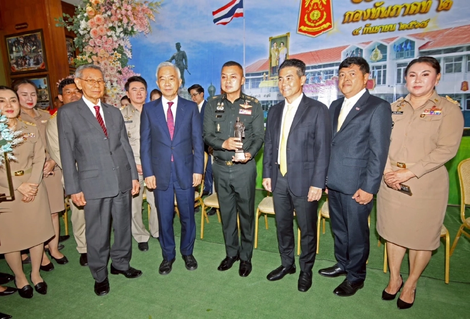 “สุวัจน์”ร่วมงานวันสถาปนากองทัพภาคที่ 2 ครบรอบ 77 ปี โคราชคึกคัก