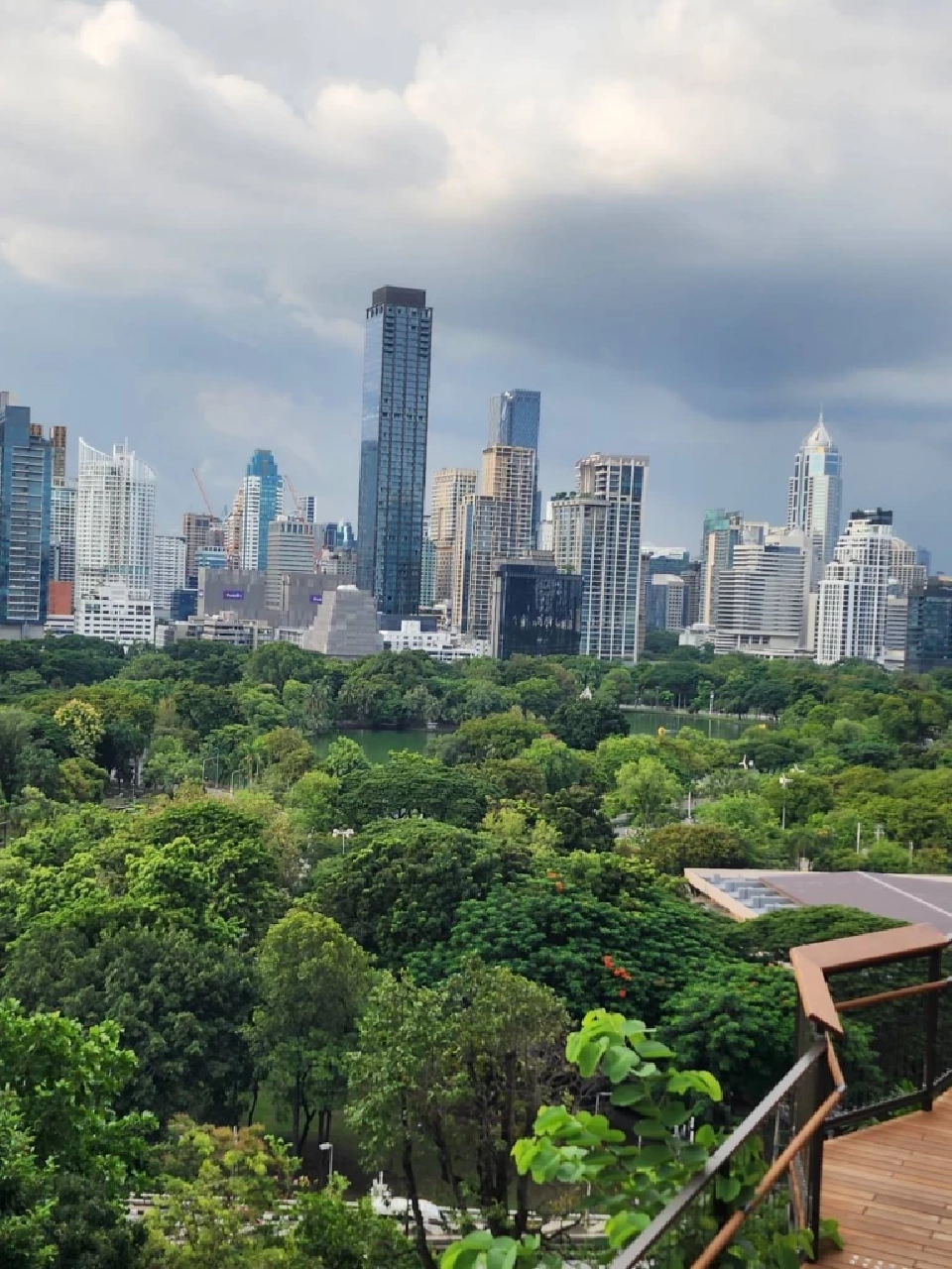 เช็คอิน 'สวนดุสิตอรุณ' สวนลอยฟ้าใหญ่สุดในไทย แลนด์มาร์กใหม่ใจกลางกรุง