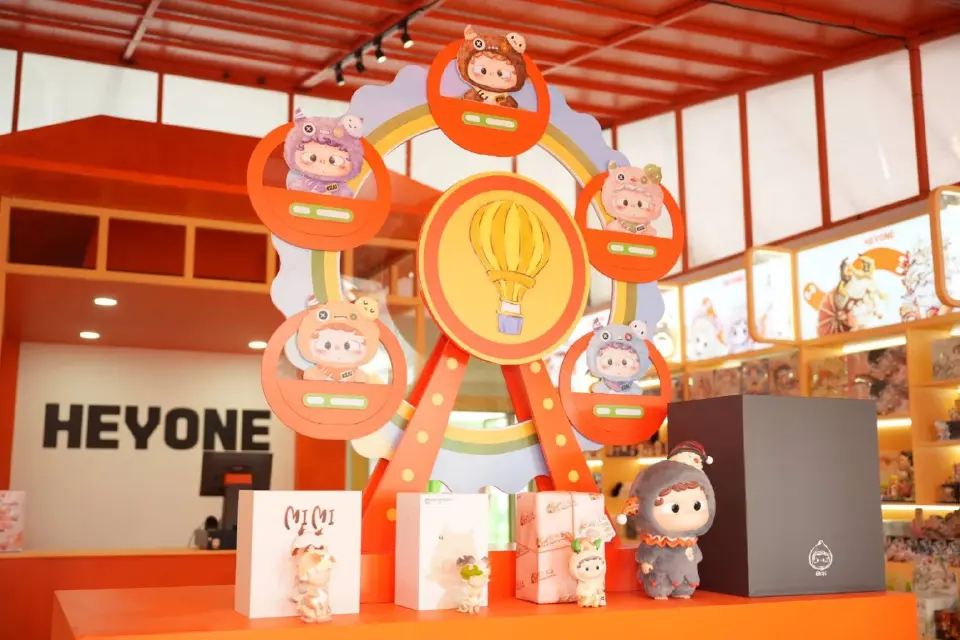 สาวกอาร์ตทอยห้ามพลาด! HEYONE ยกทัพคาแรกเตอร์ดังบุกไอคอนสยาม ​