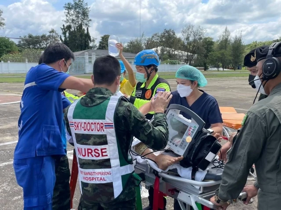 GULF มอบเครื่องกระตุกหัวใจไร้สาย รพ.ค่ายสรรพสิทธิประสงค์ เสริมศักยภาพกู้ชีพชายแดน