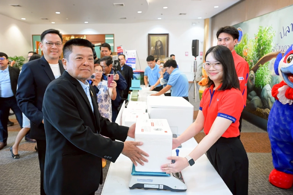  “ไปรษณีย์ไทย x กรมประมง” เปิดเส้นทางส่งด่วนสัตว์น้ำสวยงามสู่ตลาดต่างประเทศ 