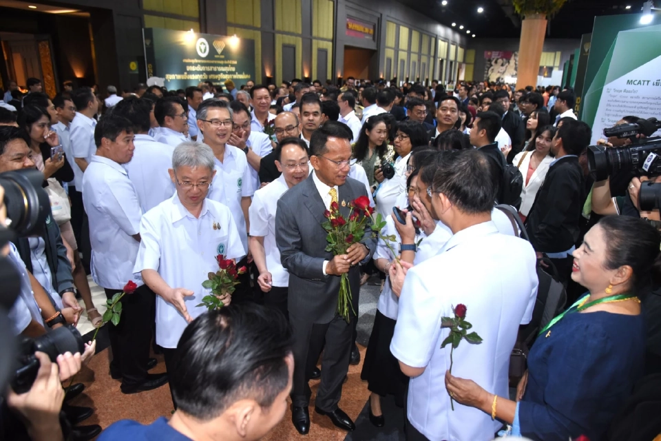 'สมศักดิ์' รมว.สาธารณสุข ฝาก 5 มิติพัฒนาระบบสุขภาพไทยยั่งยืน