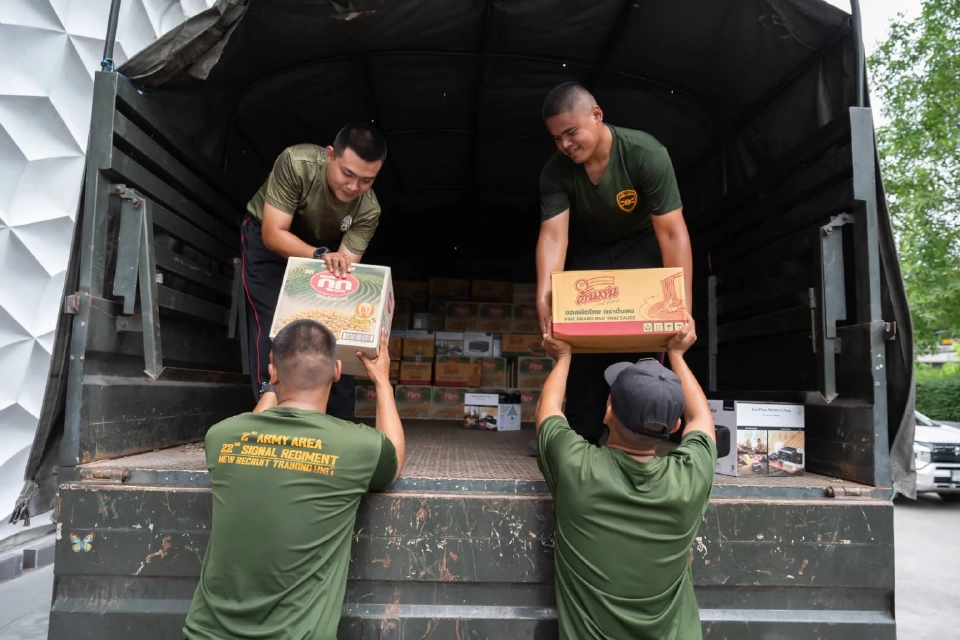 กลุ่มพูลผล มอบอุปกรณ์-สิ่งของจำเป็น หนุนภารกิจทหารกองทัพภาคที่ 2