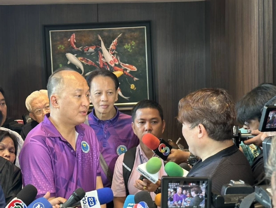 กลุ่มไกด์ไทยร้องนายกฯ ขอชัดเจน ‘กัญชา’ หลังสร้างผลเสียท่องเที่ยว 