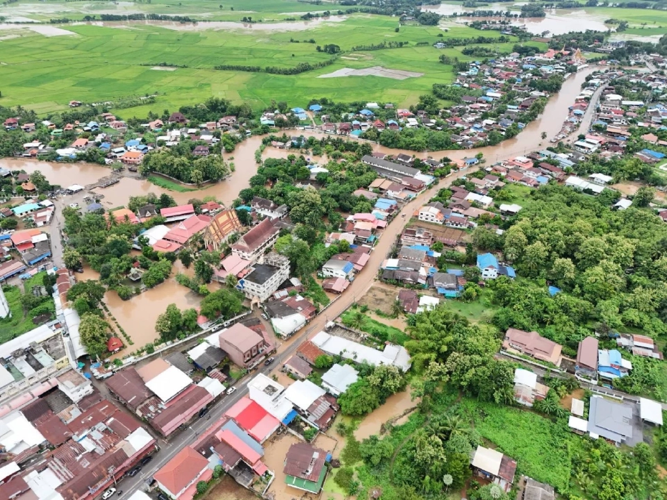 สถานีตำรวจภูธรหล่มเก่า ตรวจสอบพื้นที่น้ำท่วม