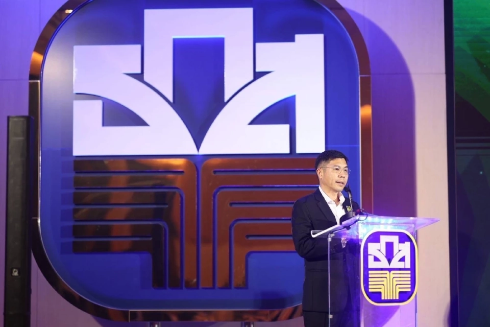 นายฉัตรชัย ศิริไล ผู้จัดการ ธนาคารเพื่อการเกษตรและสหกรณ์การเกษตร (ธ.ก.ส.) 