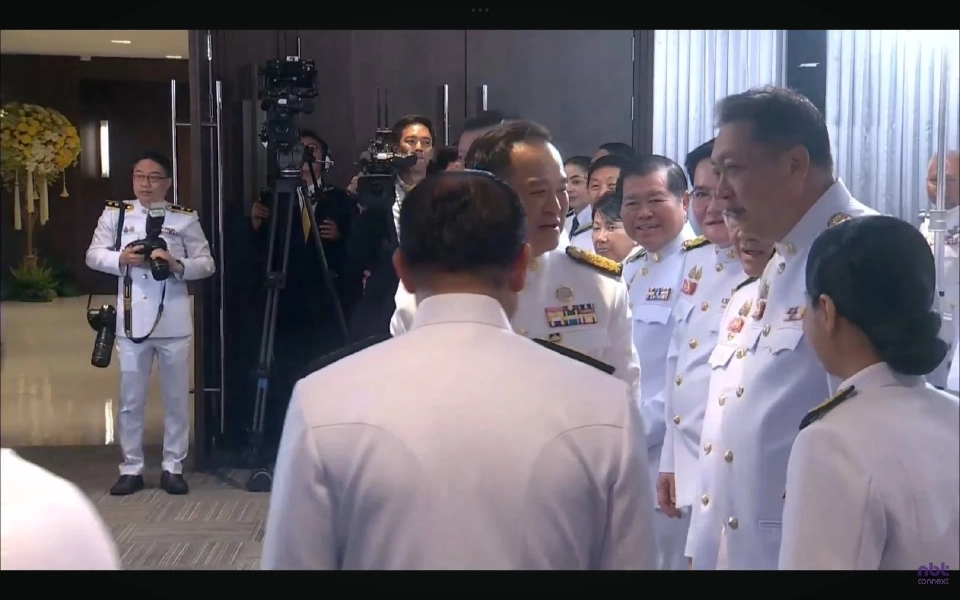 'อนุทิน' ยืนยันทำหน้าที่นายกฯ เต็มความสามารถ ด้วยความซื่อสัตย์-มีคุณธรรม