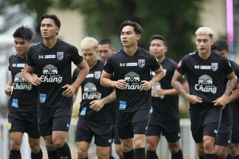 “เจริญศักดิ์ วงษ์กรณ์” ตัวรุกทีมชาติไทย พร้อมแข้งช้างศึกลงสนามซ้อนก่อนดวลฟิจิ