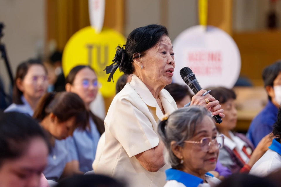 ผ่าปัญหา 'ผู้ดูแลผู้สูงวัย' อสม.เหนื่อยล้า-กำลังคนไม่พอ