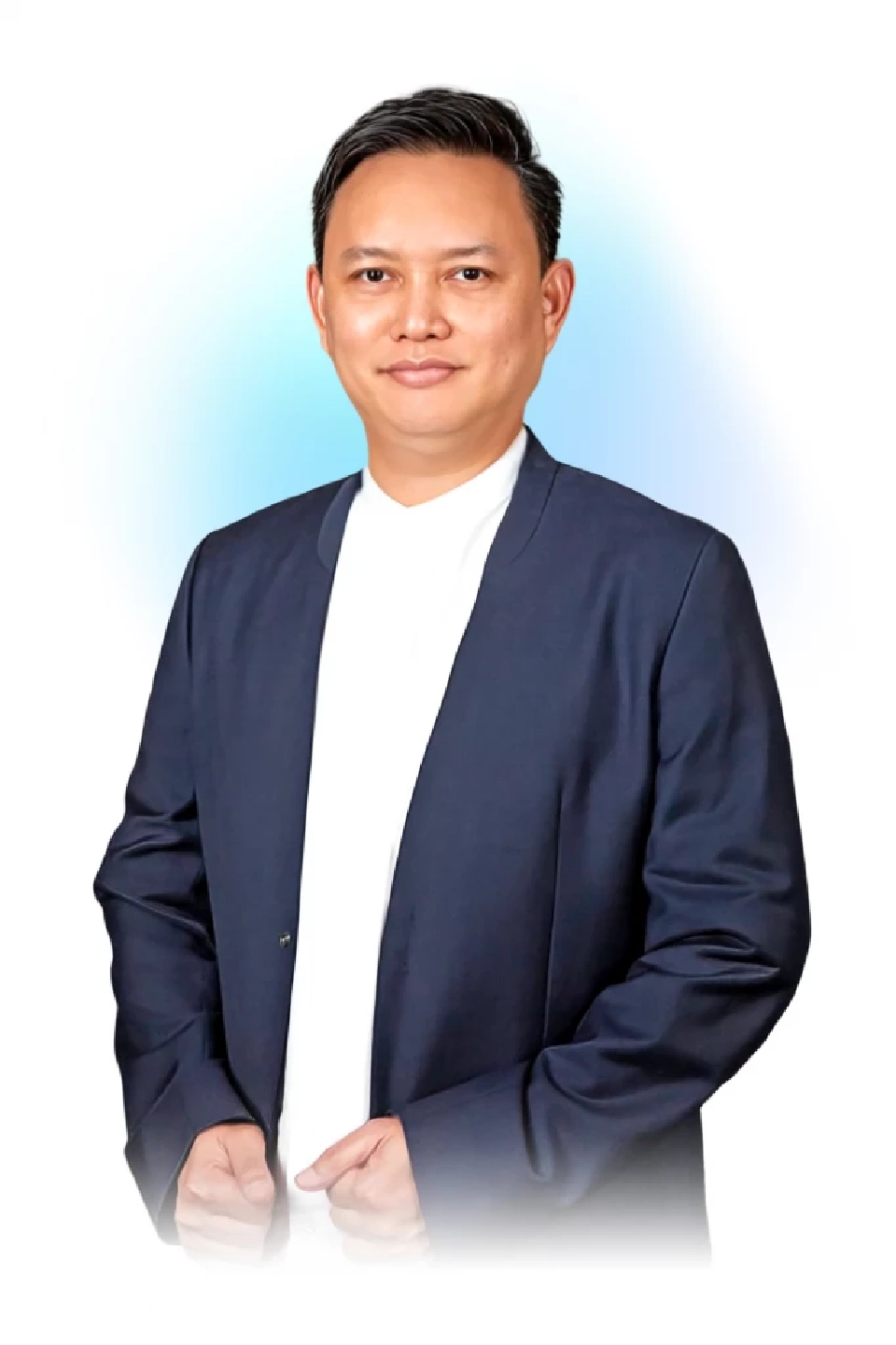 นายฆฤณ กังวานกิตติ 