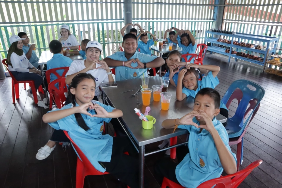 DITTO เดินหน้าโครงการ ‘ดิทโต้แลกยิ้ม’ ส่งต่อรอยยิ้มและแรงบันดาลใจให้น้องๆ โรงเรียนวัดศรีคงคาราม