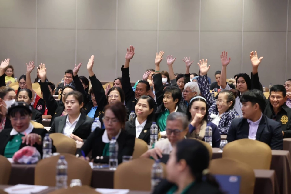 กทม. 10 เขตประกาศใช้ 'ธรรมนูญสุขภาพ' ปลดล็อกชุมชนบริหารตัวเอง